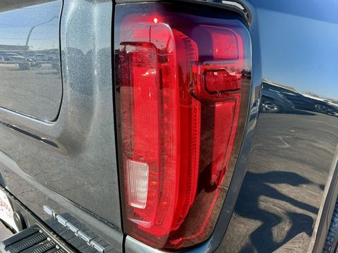 Used 2019 GMC Sierra 1500 Denali w/ Denali Ultimate Package image 16