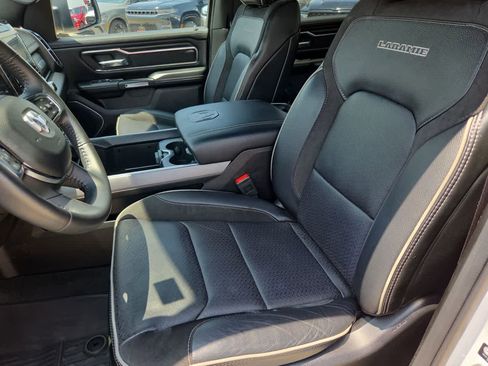 Used 2024 RAM 1500 Laramie AWD/4WD image 19