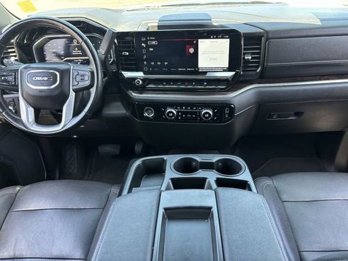 Used 2024 GMC Sierra 1500 SLT AWD/4WD image 15
