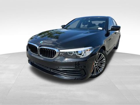 Used 2019 BMW 530e w/ Convenience Package RWD image 9