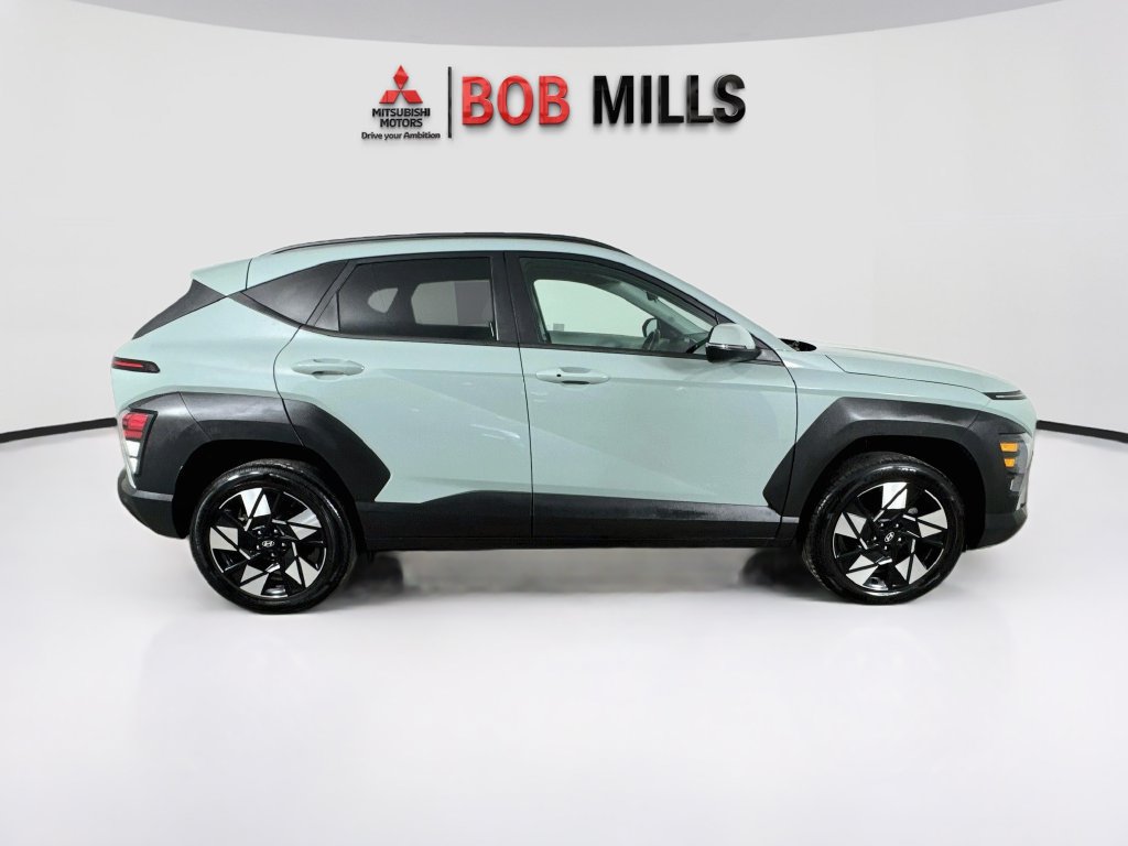 Used 2024 Hyundai Kona SEL AWD/4WD image 8