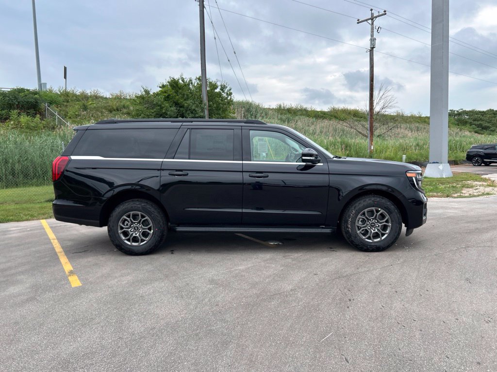 New 2027 Ford Expedition Max Active AWD/4WD image 5