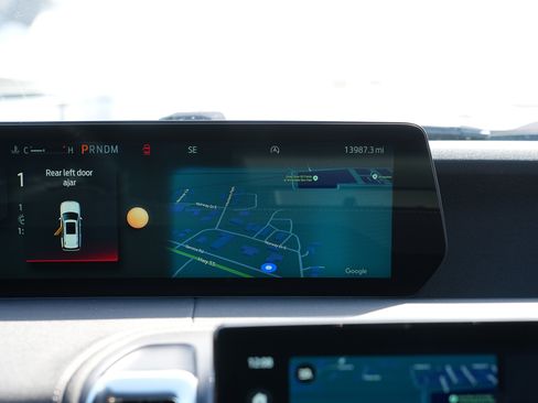 Used 2025 Ford Expedition Platinum w/ Stealth Performance Package image 25