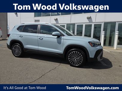 New 2026 Volkswagen Taos SE