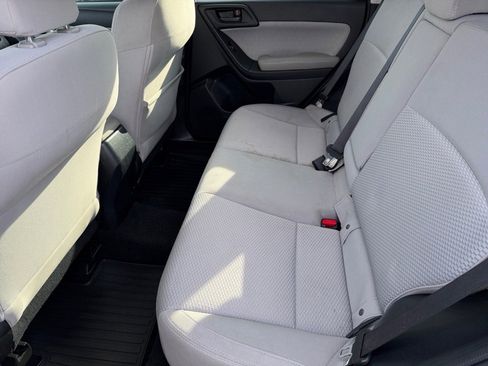 Used 2018 Subaru Forester 2.5i Premium image 11