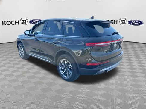 Used 2025 Lincoln Corsair AWD image 6