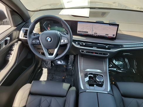 Used 2024 BMW X5 sDrive40i w/ Parking Assistance Package RWD image 12