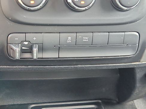 Used 2015 RAM 2500 Tradesman w/ Popular Equipment Group AWD/4WD image 21