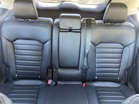 Used 2024 Ford Edge SEL image 38