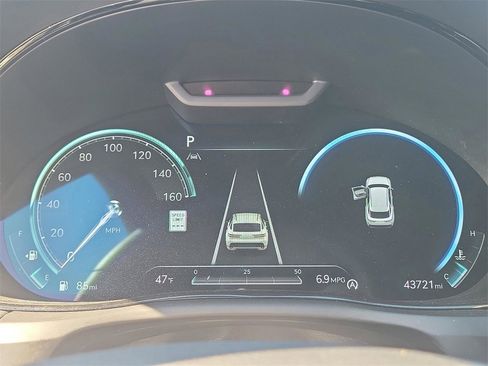 Used 2022 Genesis GV70 3.5T Sport w/ Sport Prestige Package image 28