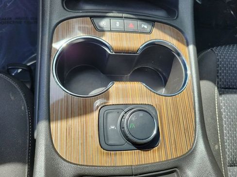 Used 2023 GMC Acadia SLE w/ Elevation Edition image 22