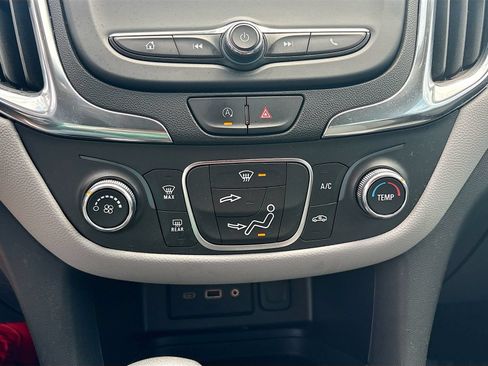 Used 2024 Chevrolet Equinox LS FWD image 15