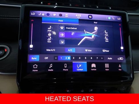 Certified 2024 Jeep Grand Cherokee L Limited w/ Luxury Tech Group II image 15