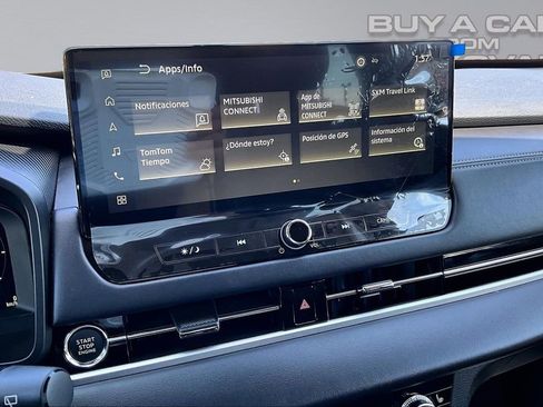 Used 2025 Mitsubishi Outlander SE AWD/4WD image 6