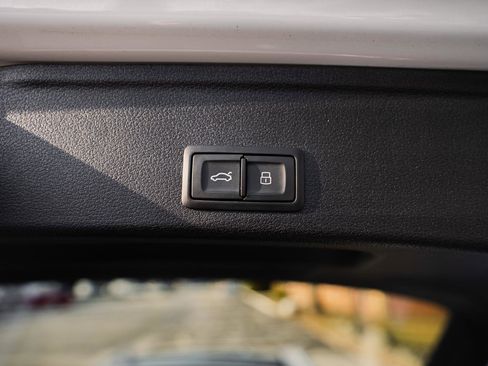 Used 2018 Audi A4 2.0T allroad Premium Plus image 45