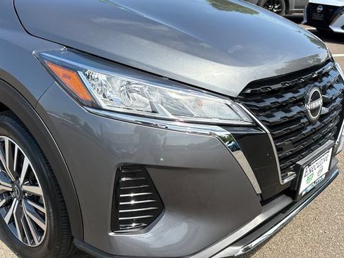 Used 2023 Nissan Kicks SV FWD image 8