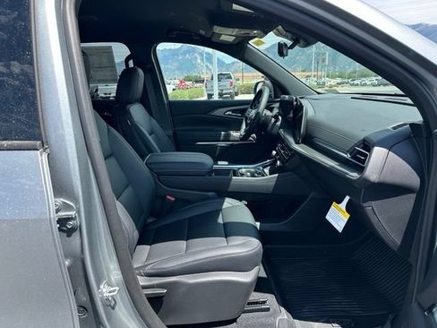 New 2026 Chevrolet Traverse LT w/ Driver Confidence Package AWD/4WD image 27