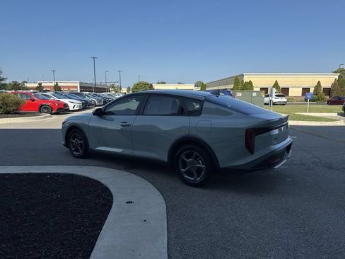Used 2025 Kia K4 FWD image 4