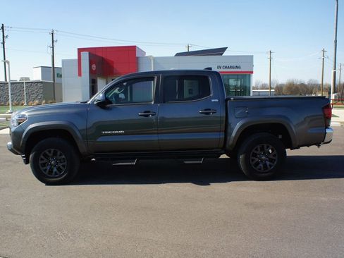 Used 2023 Toyota Tacoma SR5 image 15