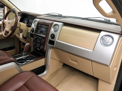 Used 2013 Ford F150 King Ranch w/ King Ranch Luxury Pkg image 13