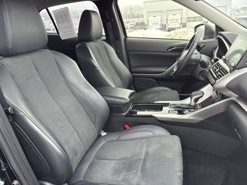 Used 2025 Mitsubishi Eclipse Cross SE image 12