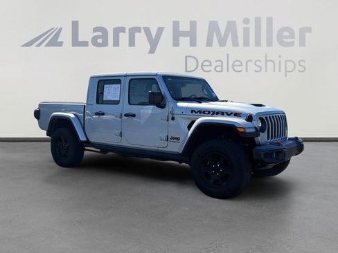 Used 2022 Jeep Gladiator Mojave w/ LED Lighting Group AWD/4WD image 8