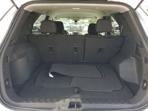 Used 2023 Chevrolet Equinox LT image 15