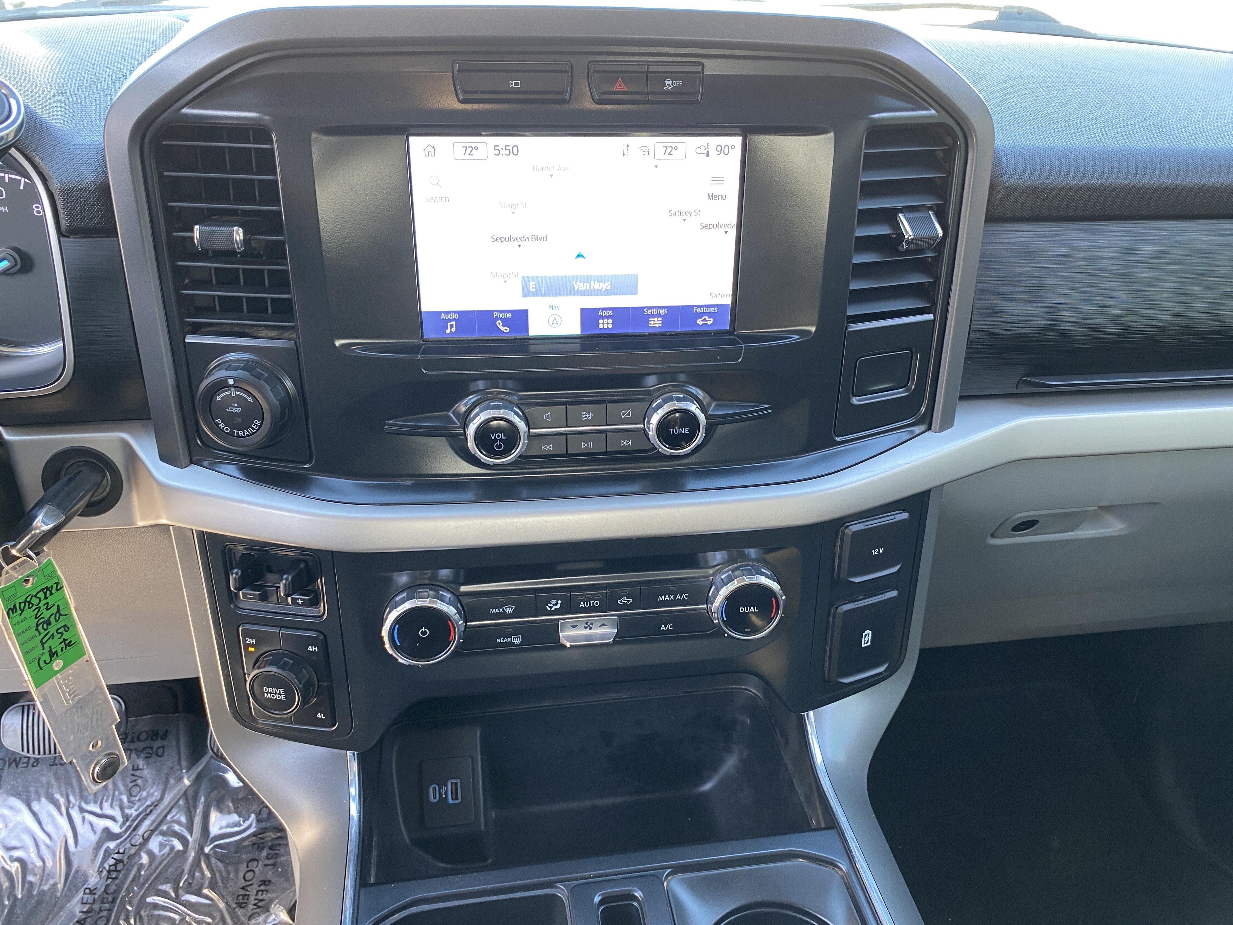 Used 2022 Ford F150 XLT w/ Equipment Group 301A Mid AWD/4WD image 18