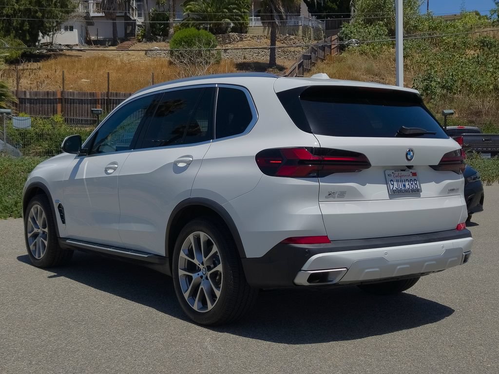 Used 2024 BMW X5 xDrive40i w/ Premium Package AWD/4WD image 25