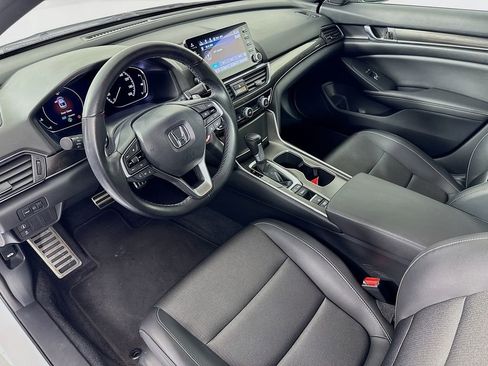Used 2022 Honda Accord Sport image 9