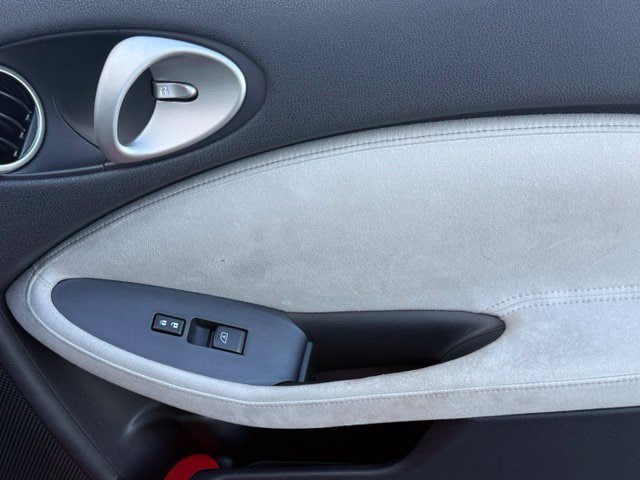 Used 2009 Nissan 370Z Touring w/ Sport Pkg RWD image 15