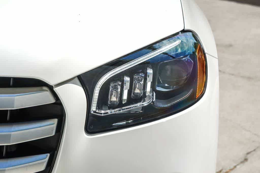 Used 2024 Mercedes-Benz GLS 450 4MATIC image 8