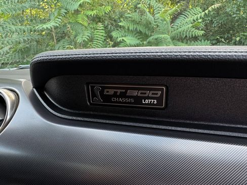 Used 2020 Ford Mustang Shelby GT500 w/ Technology Package image 31