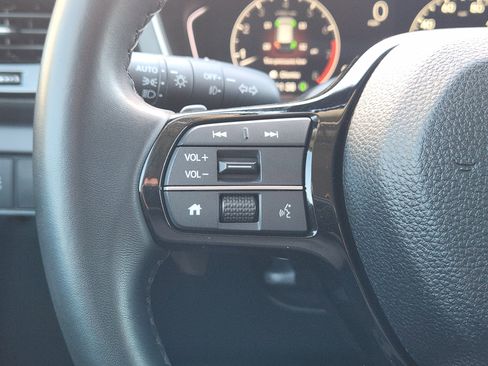 Used 2025 Honda Pilot Touring image 28