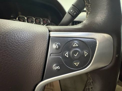 Used 2014 GMC Sierra 1500 SLE w/ SLE Value Package AWD/4WD image 16