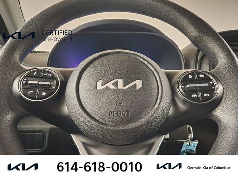Certified 2025 Kia Soul LX w/ LX Technology Package image 21