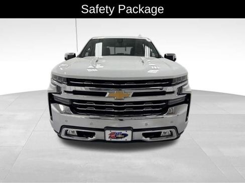 Certified 2019 Chevrolet Silverado 1500 LTZ w/ LTZ Premium Package AWD/4WD image 9