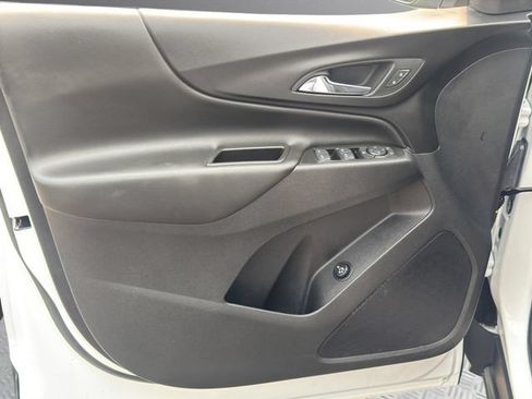 Certified 2022 Chevrolet Equinox LT AWD/4WD image 13