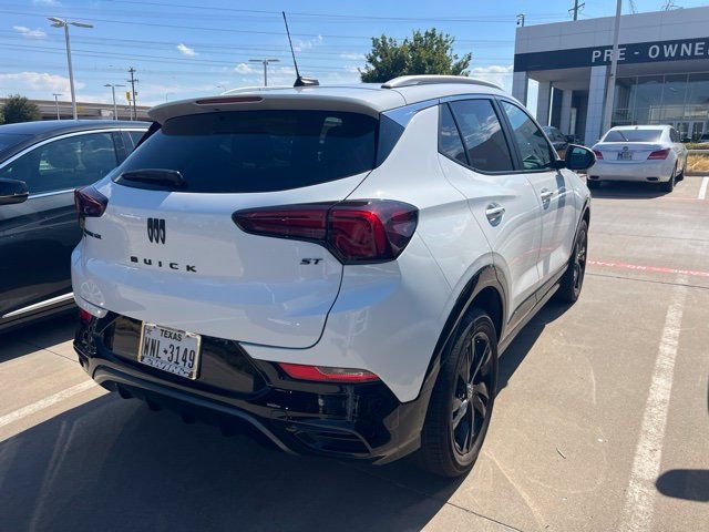 Used 2024 Buick Encore GX Sport Touring AWD/4WD image 3