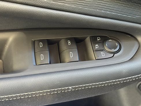 New 2026 Chevrolet Blazer EV LT AWD/4WD image 11