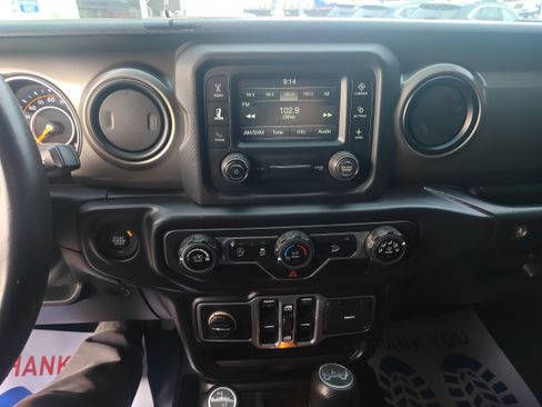 Used 2018 Jeep Wrangler Unlimited Sport S image 26