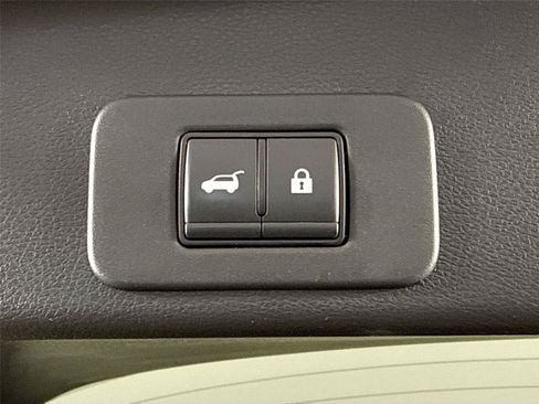 Used 2025 Nissan Murano SL AWD/4WD image 40