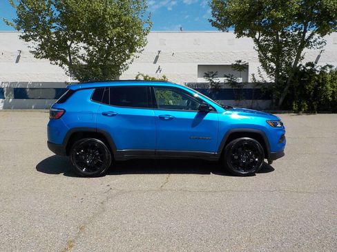 New 2025 Jeep Compass Latitude w/ Altitude Special Edition image 4