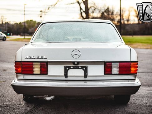 Used 1987 Mercedes-Benz 420 SEL image 6
