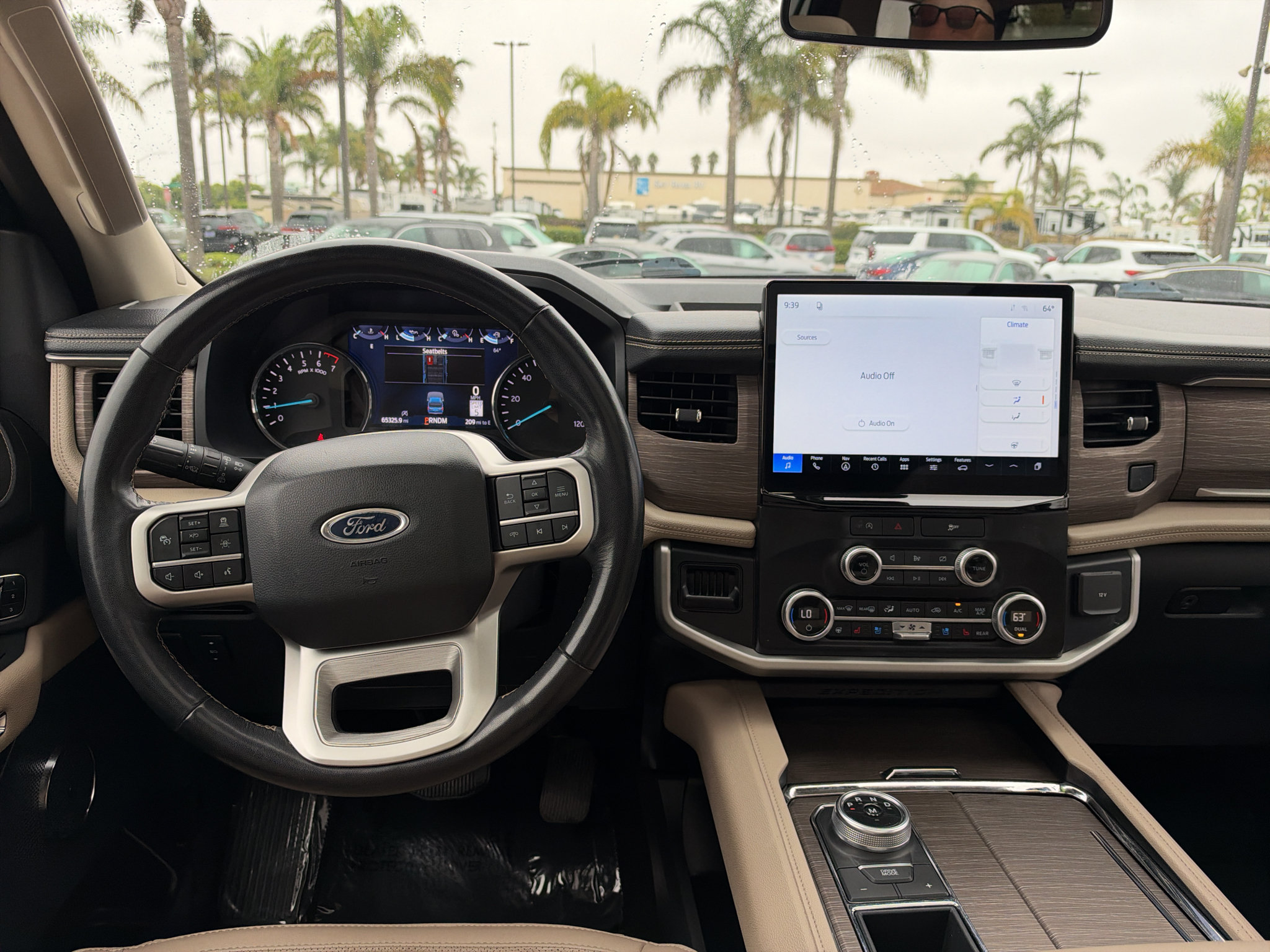 Used 2024 Ford Expedition Limited RWD image 9