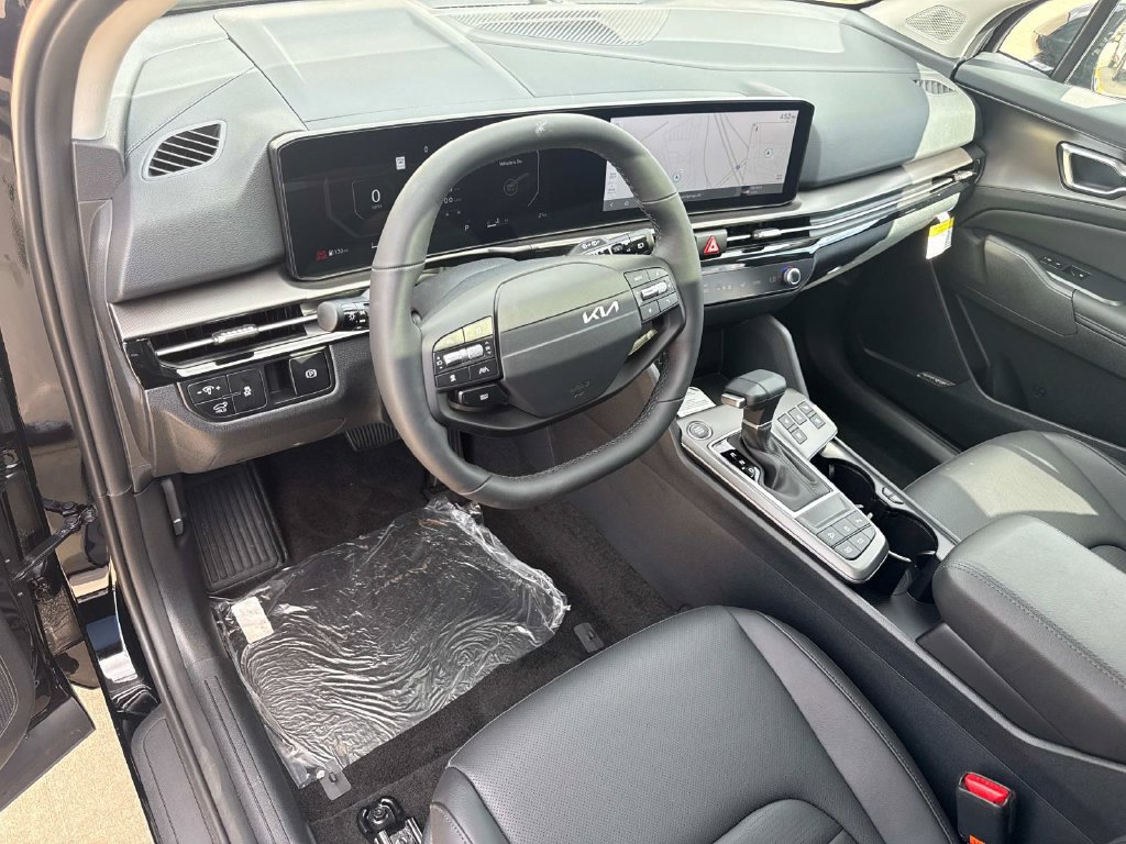 New 2026 Kia Sportage SX FWD image 19