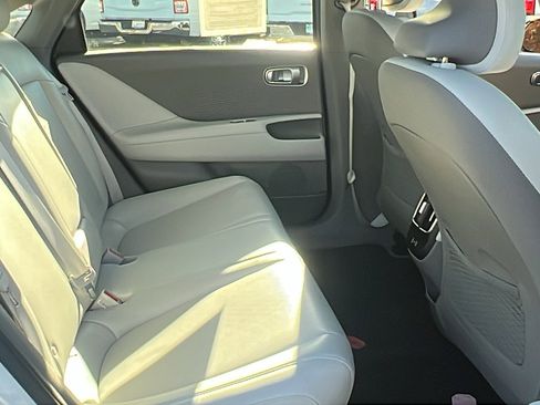 Used 2023 Hyundai Ioniq 6 Limited image 20