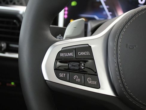 Used 2026 BMW X5 xDrive40i w/ M Sport Package image 16