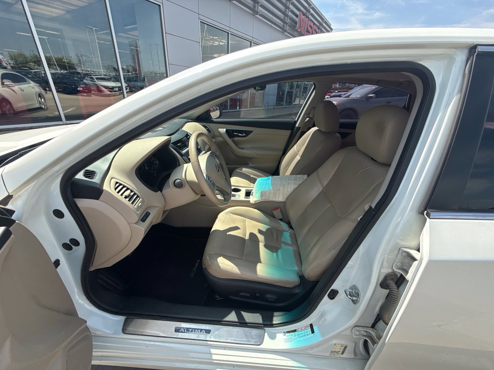Used 2016 Nissan Altima 2.5 SL w/ 2.5 Technology Package FWD image 8