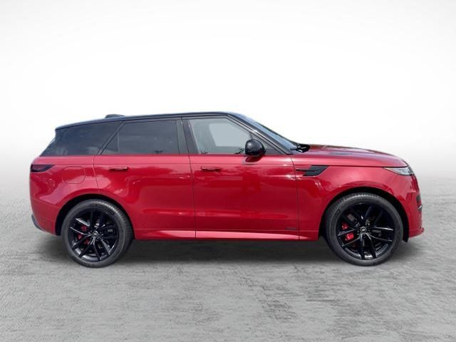 Used 2025 Land Rover Range Rover Sport Autobiography AWD/4WD image 4